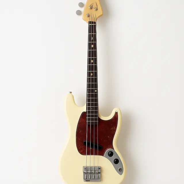 Fender Mustang Bass